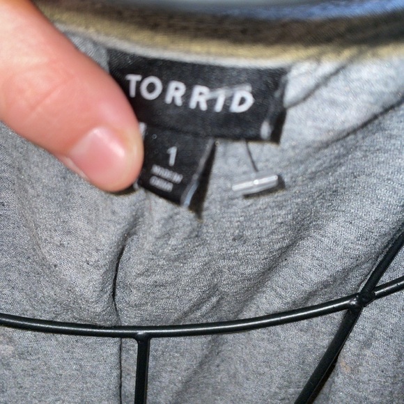 Torrid pumpkin latte coffee v neck shirt plus size 1 fall winter shirt gray - Picture 4 of 10